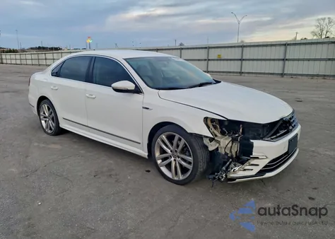 2017 Volkswagen Passat R-Line из США, поврежденный, VIN 1VWDT7A39HC045116